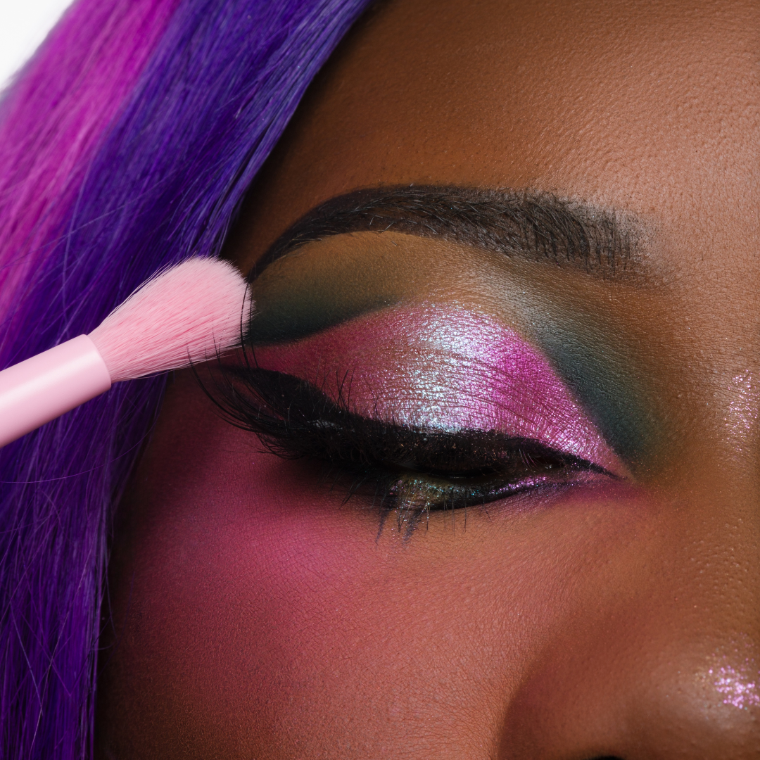 Large Eye Blender Brush JS6