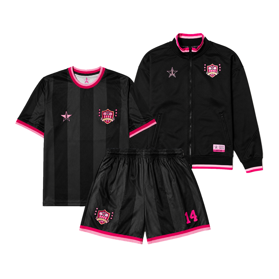 Ultimate Super Fan Bundle view 1